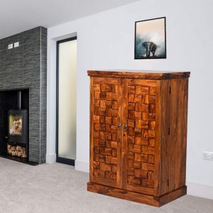 Solid Wooden Traditional Niwar Patti Design Home Bar Cabinet